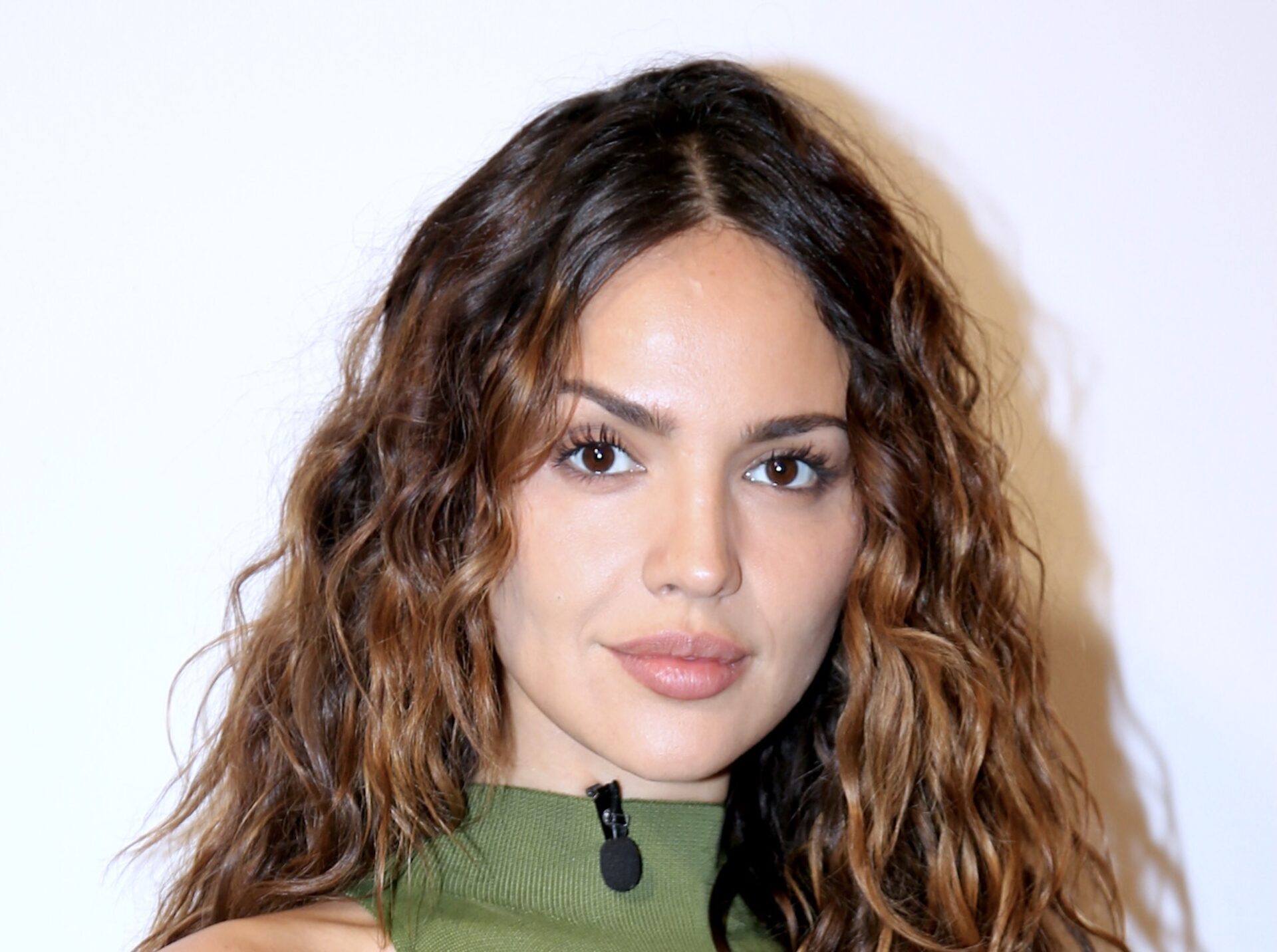 Eiza González lamenta la muerte de su colega de ‘Godzilla vs. Kong’