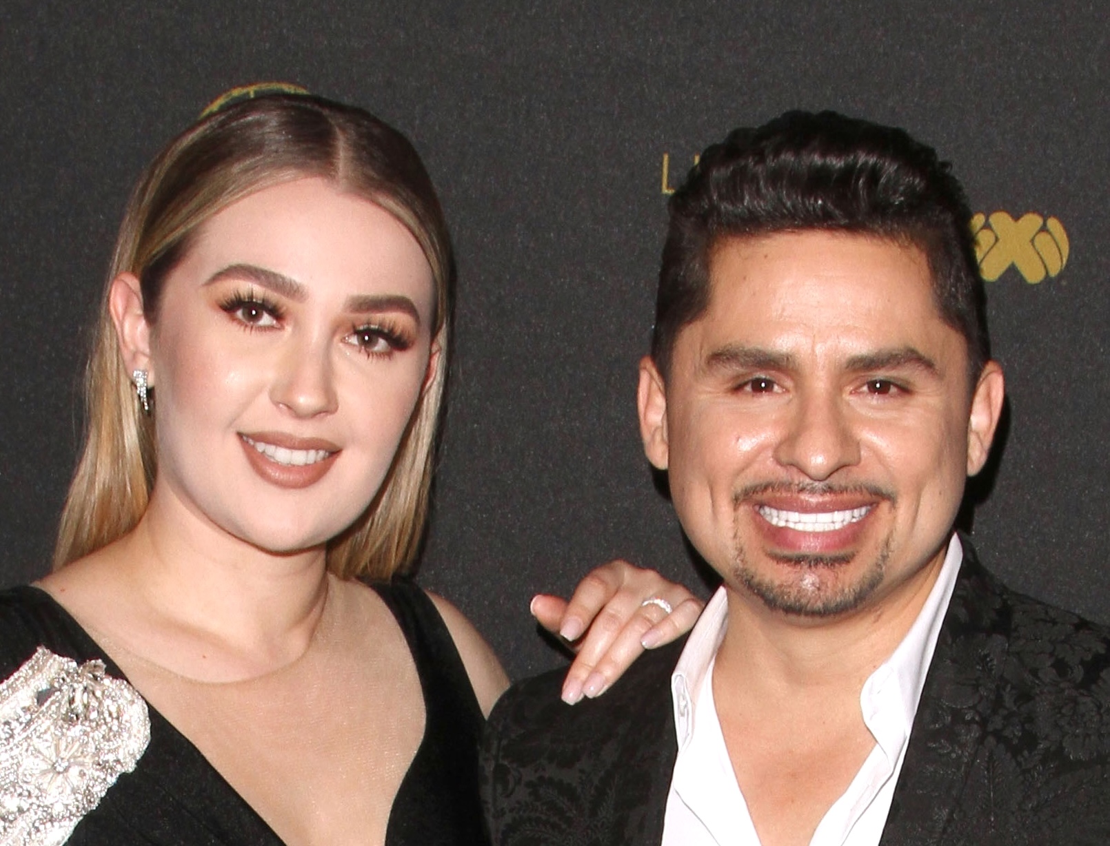 Esposa de Larry Hernández habla del toqueteo a Vadhir Derbez