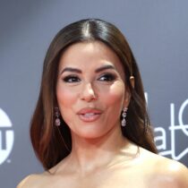 Hijo de Eva Longoria es fan de Bruno Mars