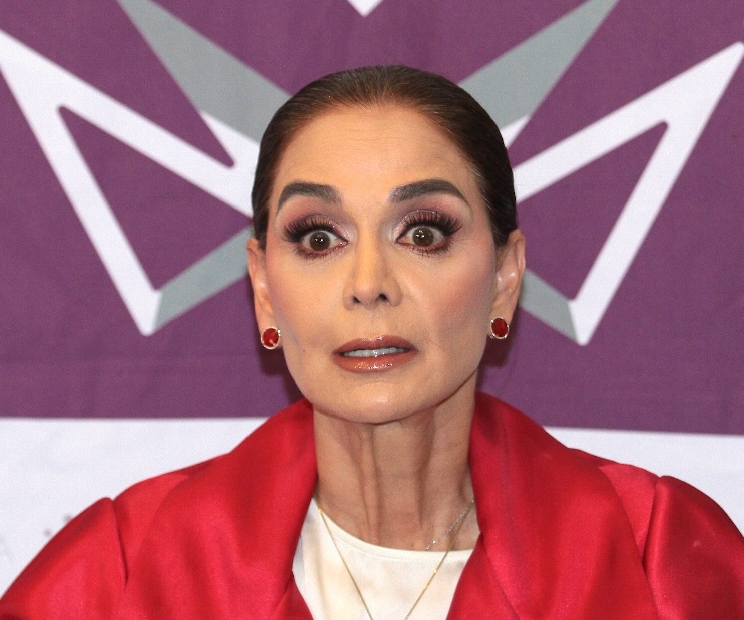 Lupita Jones explota por denuncia contra Fátima Bosch 
