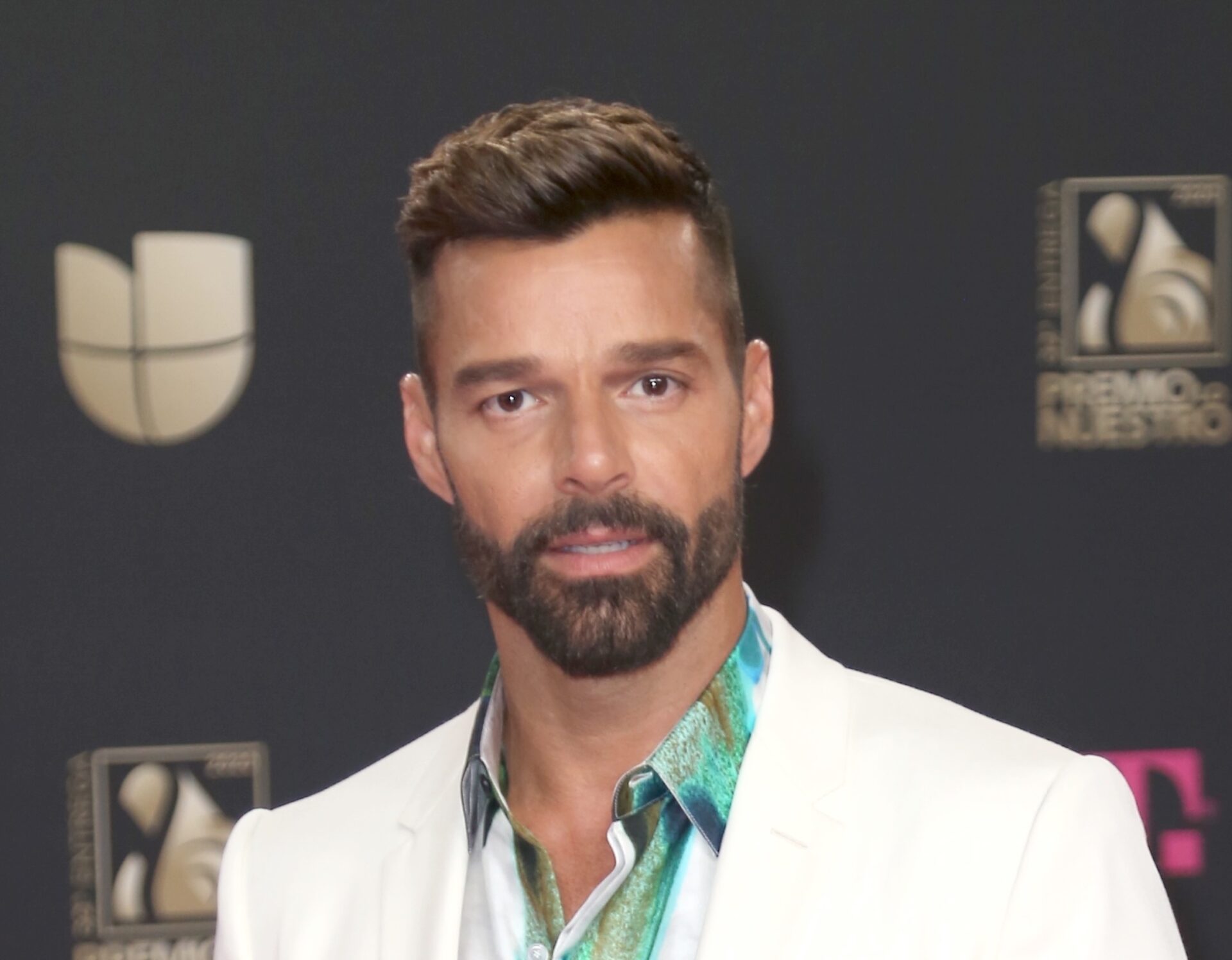Ricky Martin se desvive en halagos para Gael García Bernal 