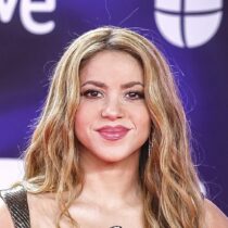 Shakira reconstruirá escuelas en Colombia tras temblor