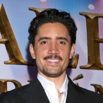 Alex Fernández es hospitalizado de emergencia