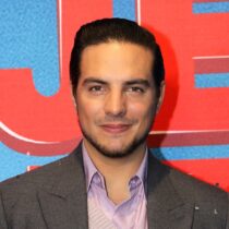 Vadhir Derbez no piensa demandar a mujer que lo toqueteó 