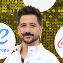 Camilo simula escasez en casa para darle lección a sus hijas