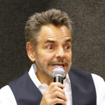 Eugenio Derbez: Los latinos seguimos siendo atacados
