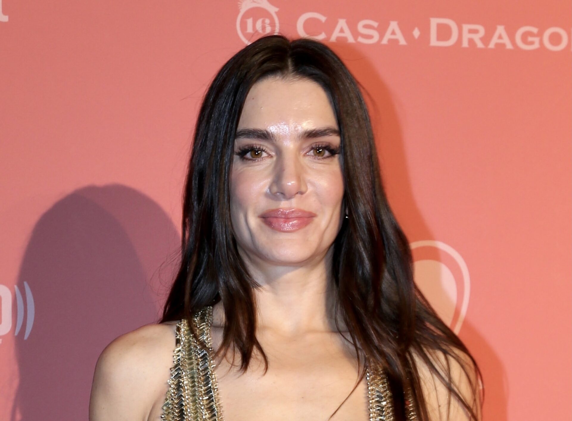 Valentina Ferrer responde a incógnita de su anillo 